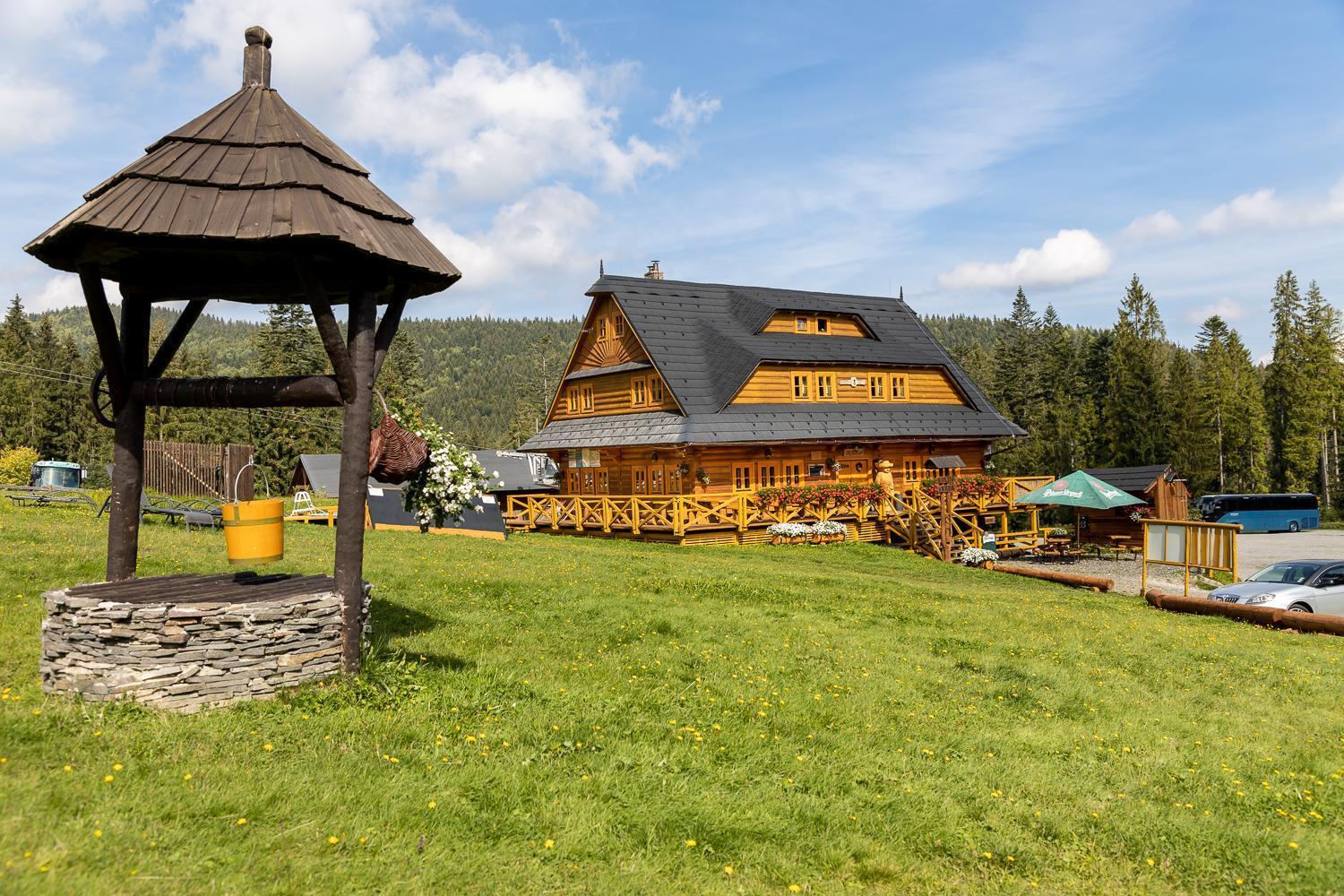 Koliba u Kuba a rekreačné domy Hrustin Extérieur photo