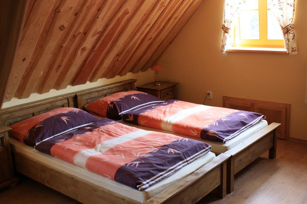 Koliba u Kuba a rekreačné domy Hrustin Chambre photo