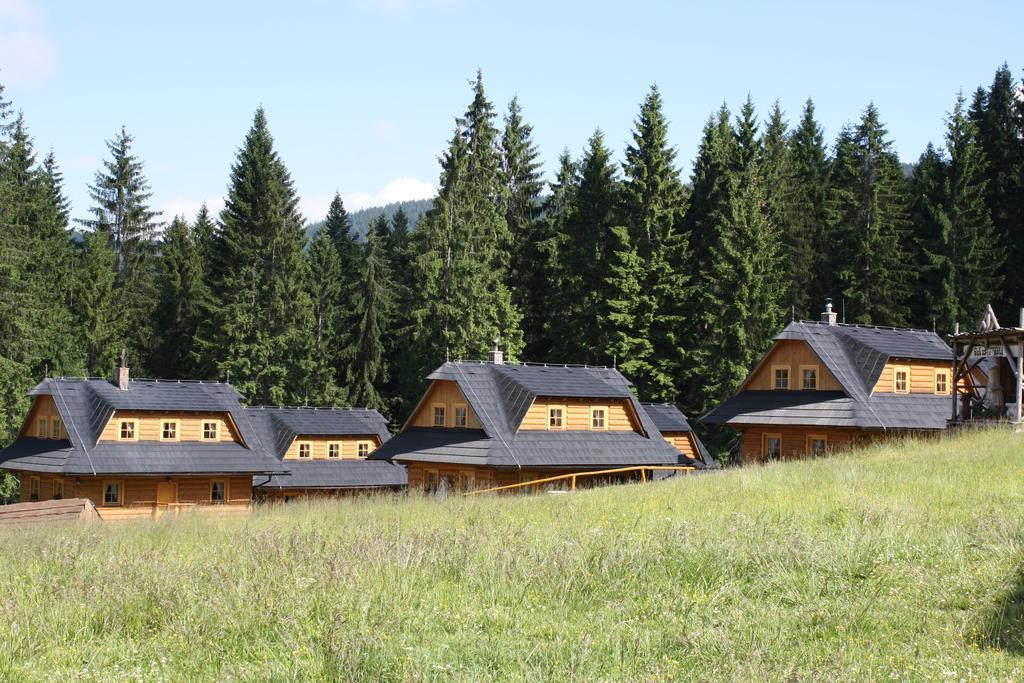 Koliba u Kuba a rekreačné domy Hrustin Extérieur photo