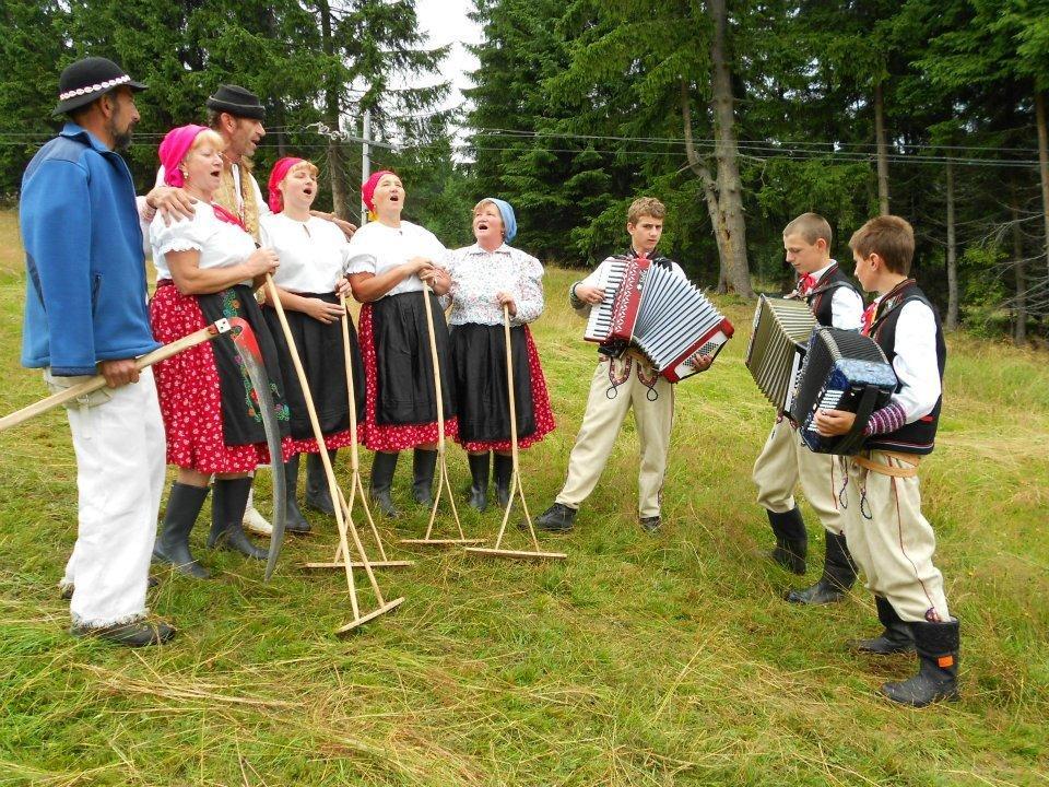 Koliba u Kuba a rekreačné domy Hrustin Extérieur photo